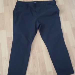 Old Navy Pixie Pant
